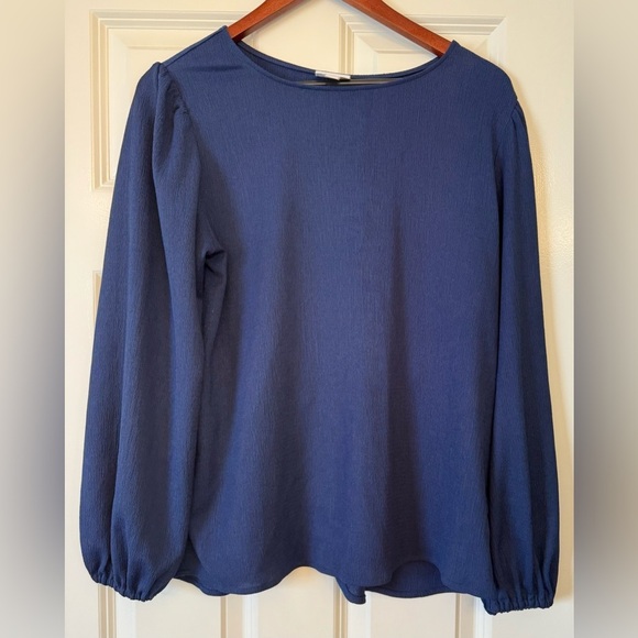 LuLaRoe Vivian Button Back Long Sleeve dark Blue Top Size Medium - Picture 1 of 8